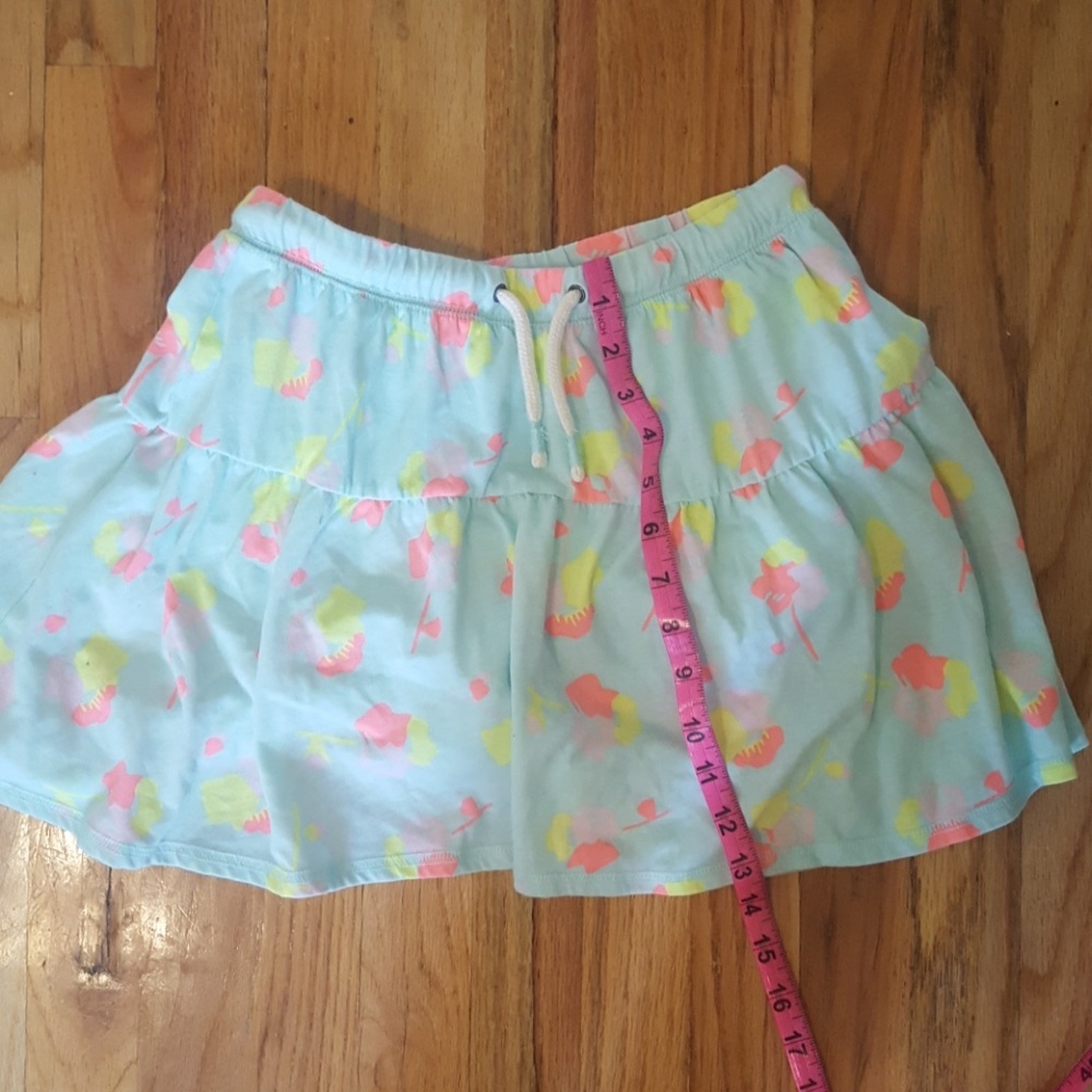 Girl's skort/ skirt with shorts